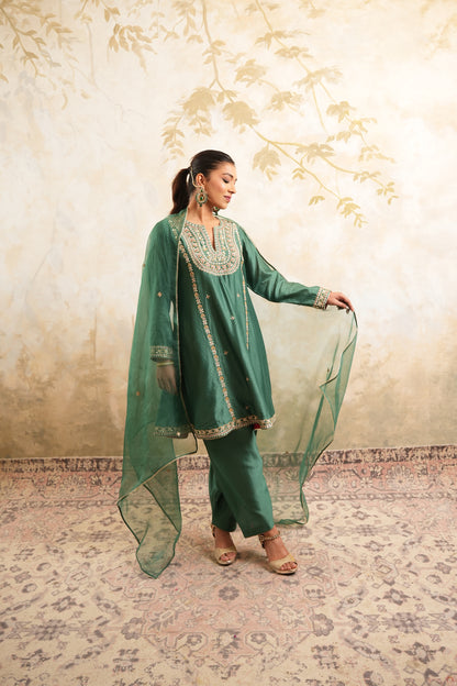 The Emerald Green Majestic Ensemble